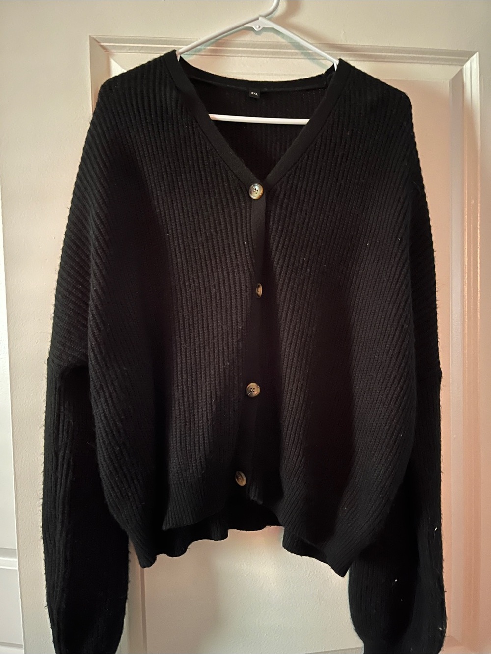 Source Unknown Black V-Neck Ribbed Button-Front Cardigan